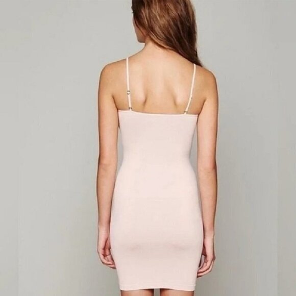 NWT Free People Seamless Mini Slip Crushed Size XS/S - Picture 4 of 6